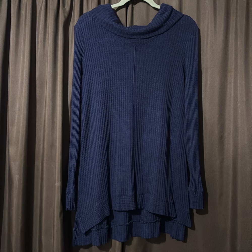 Daisy Fuentes Cowl Neck Navy Tunic Sweater